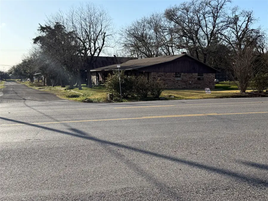 224 W Buffington Avenue, Anderson, TX 77830 - Image #3