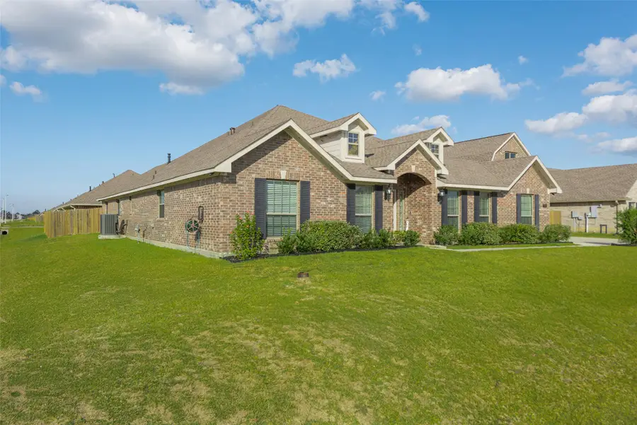 2118 Gilbert Road, Texas City League City, TX 77539 - Image #2
