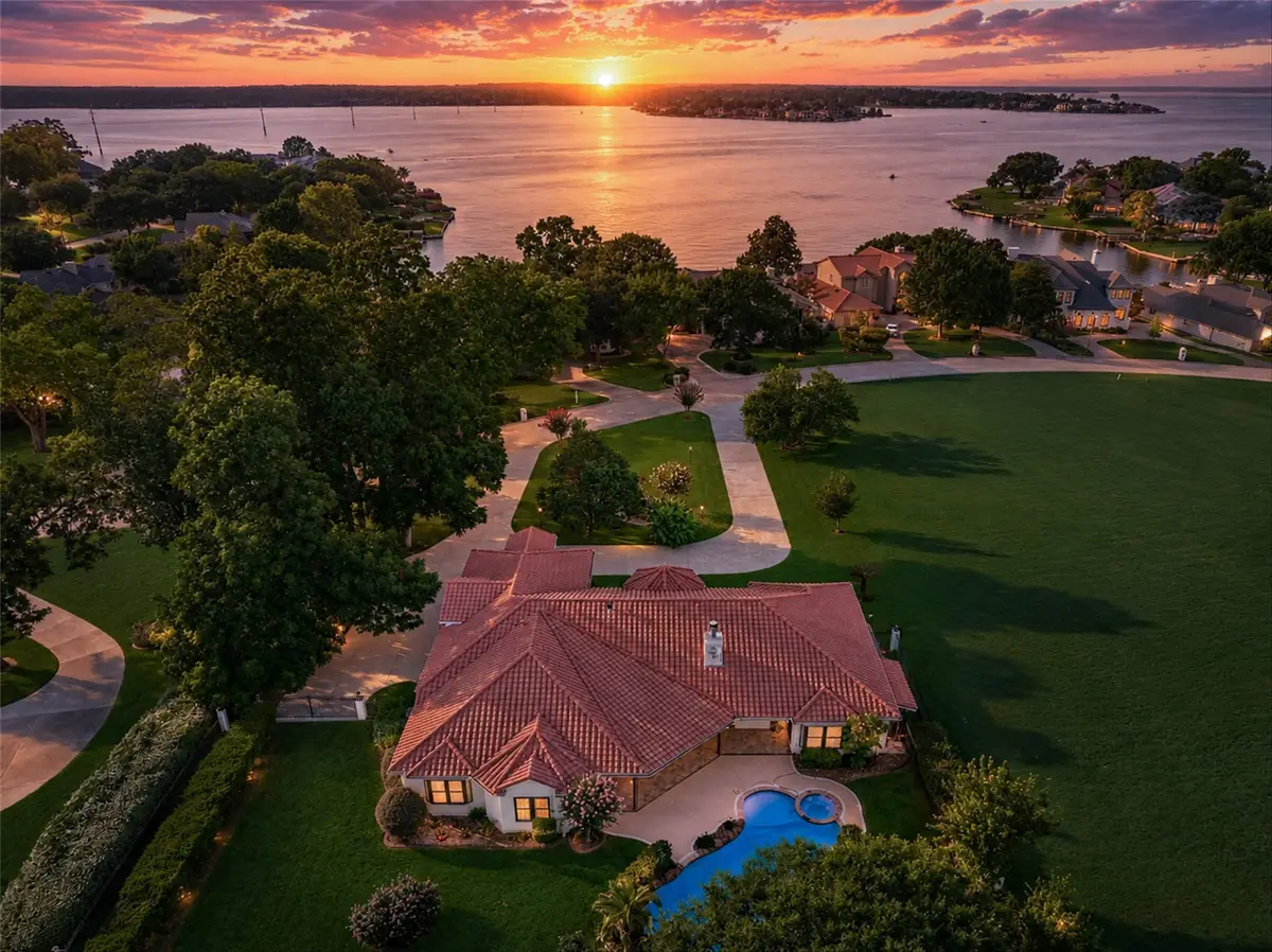 66 Lake Estates Drive, Montgomery, TX 77356 - #1