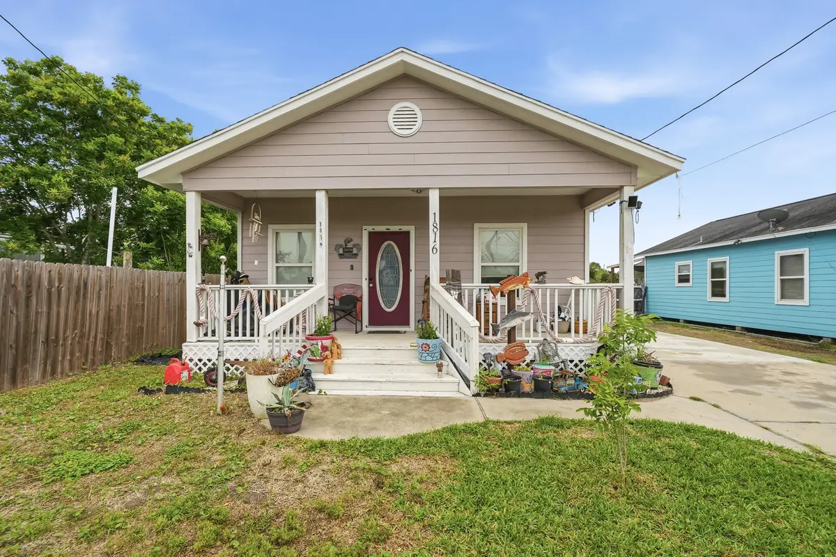 1816 Highway 35 S, Rockport, TX 78382 - #1