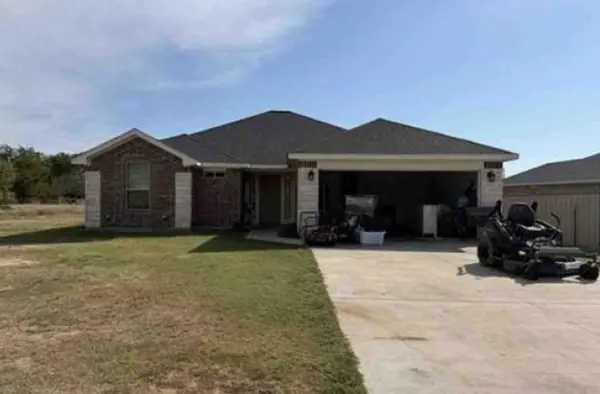 1007 2nd Avenue, Mineral Wells, TX 76067