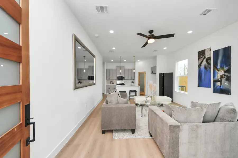 8819 Edgar Street, Houston, TX 77051 - Image #3