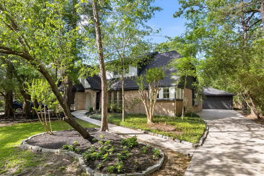 18 Mayfair Grove Court, The Woodlands, TX 77381 - #2