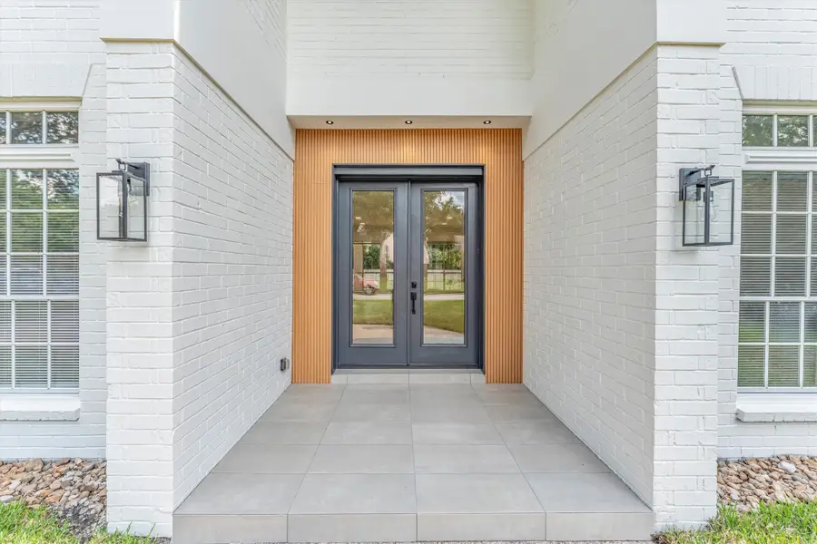 30 E Wedgemere Circle, The Woodlands, TX 77381 - #2