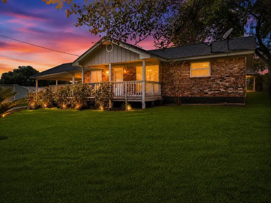300 Fishermans Bend Dr, Point Blank, TX 77364 - #2