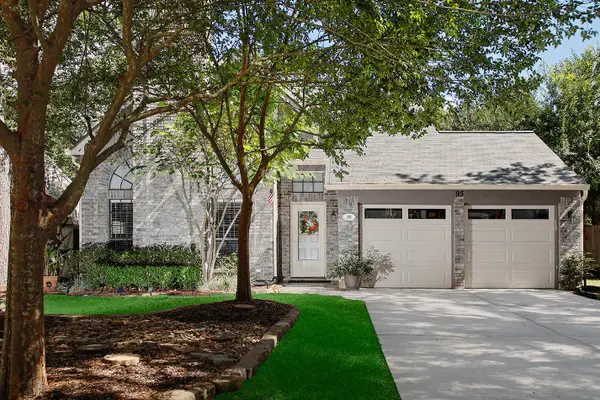 95 N Pathfinders Circle, The Woodlands, TX 77381