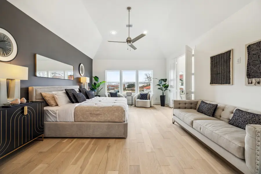 5929 Cottage Grove Lake Drive, Houston, TX 77007 - Image #2