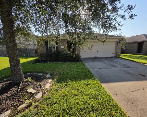9811 Garnet Falls Drive, Rosharon, TX 77583