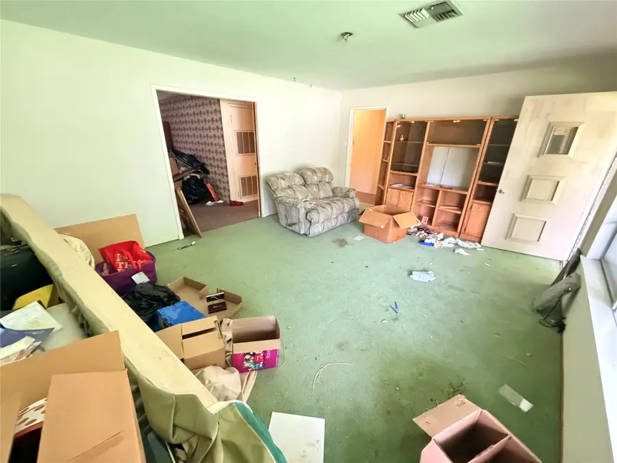 504 Dwinnell Street, Baytown, TX 77520 - #3