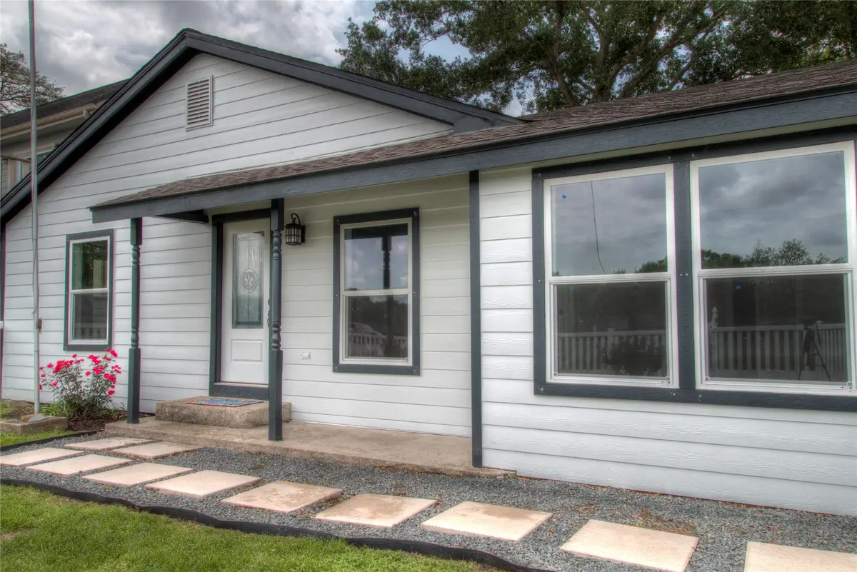 415 Perkins Avenue, League City, TX 77573 - #1