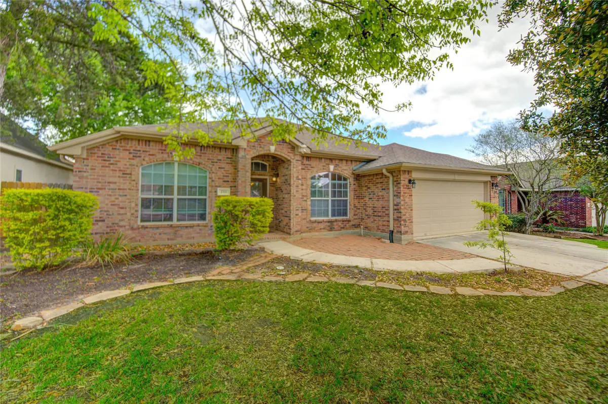 233 Lake Estates Drive, Montgomery, TX 77356 - #1