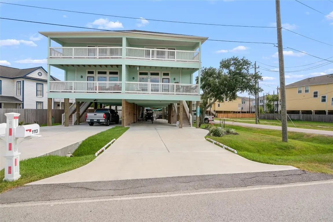 1113 San Jacinto Street, La Porte, TX 77571 - #1
