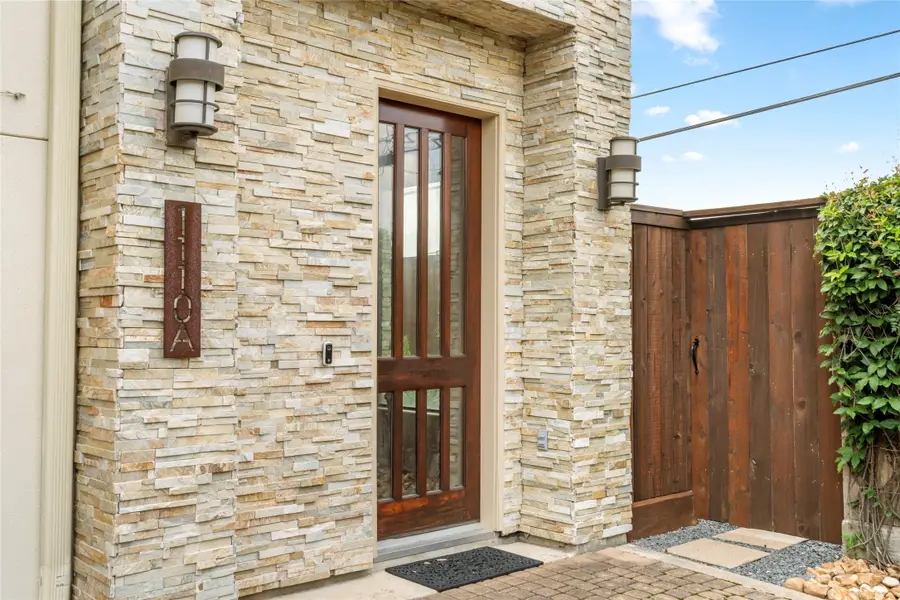 1110 Autrey Street #A, Houston, TX 77006 - #2