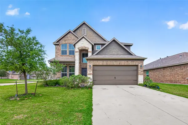 107 Sawmill Ridge Road, Rosharon, TX 77583