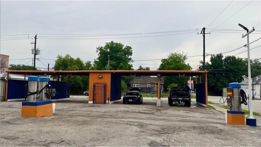 1823 Gentry Street, Houston, TX 77009 - Image #2