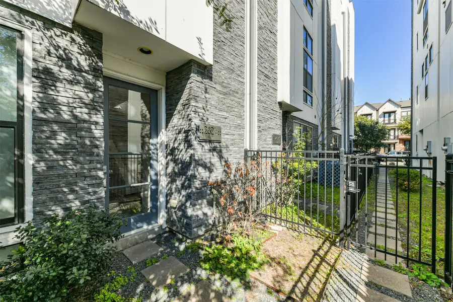 2824 Clay Street, Houston, TX 77003 - #3