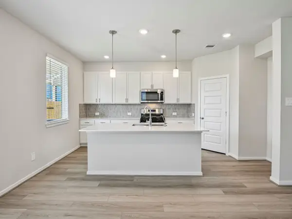 6328 Sapphire Ocean Drive, Houston, TX 77092