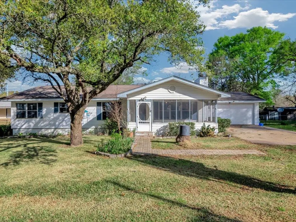224 County Road 4674, Etoile, TX 75944 - #1