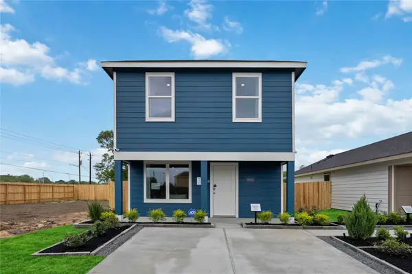 6018 Pineapple Street, Houston, TX 77048