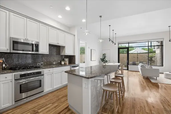 5005 Hidalgo Street #210, Houston, TX 77056