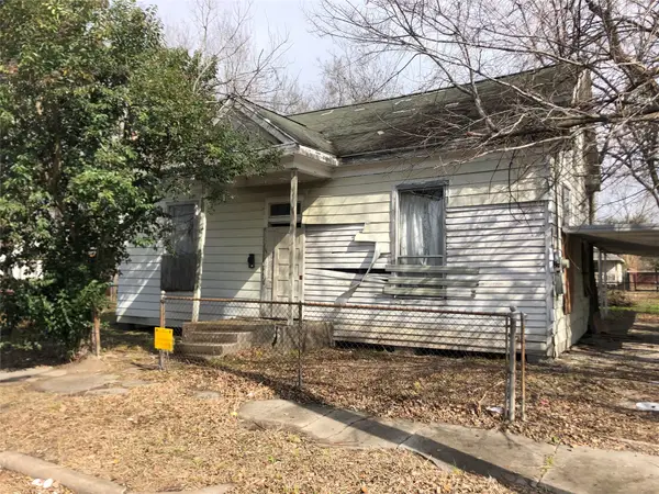 1912 Semmes Street, Houston, TX 77026