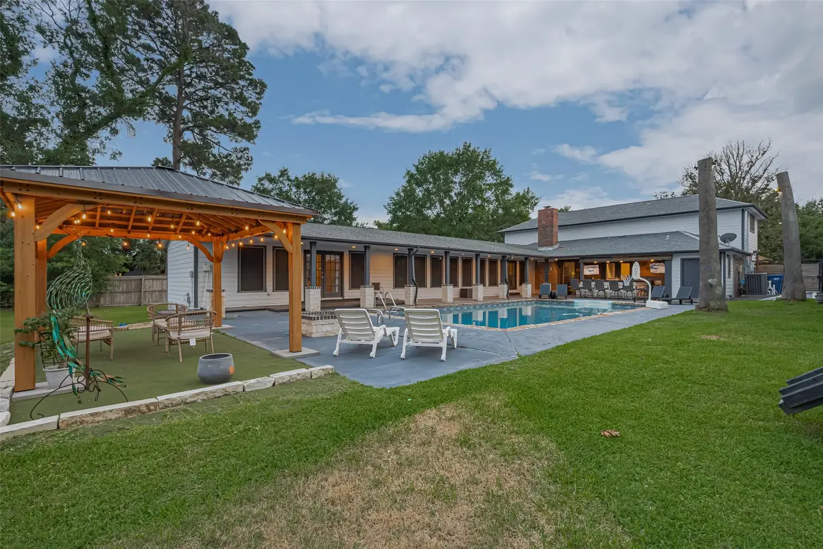 218 Beaumont Drive, Magnolia, TX 77354 - Image #1