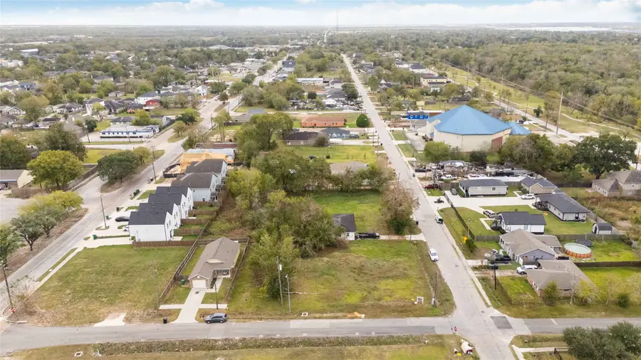 3724 Davenport Avenue, Houston, TX 77051 - Image #2