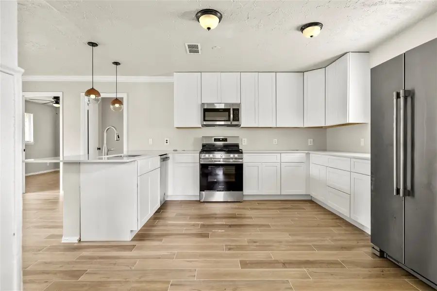 11455 Spottswood Drive, Houston, TX 77016 - #3