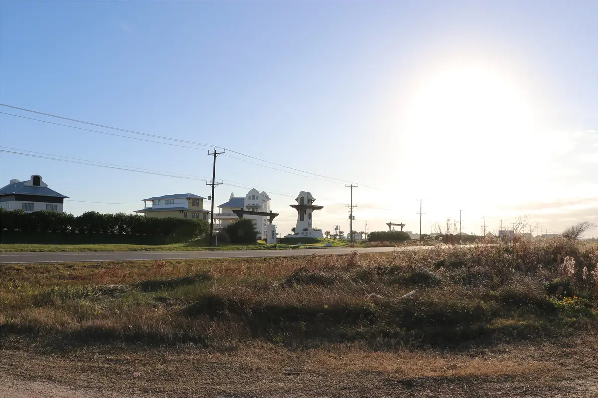201 Tx State Hwy 87, Gilchrist, TX 77617 - #1