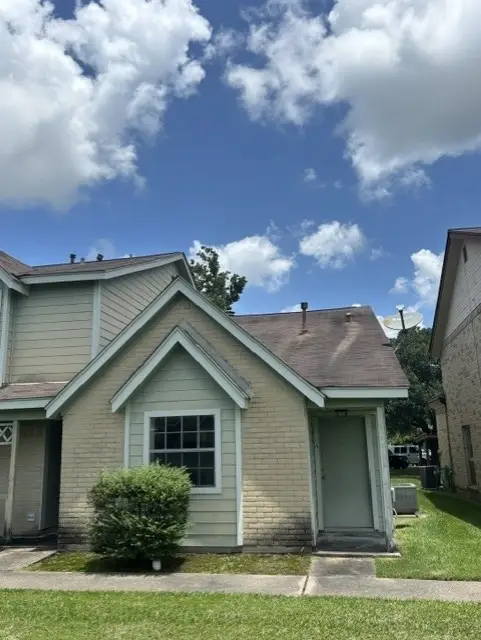 1903 Country Village Boulevard #A, Humble, TX 77338