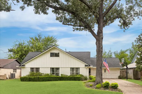 2406 Brooktree Drive, Houston, TX 77008