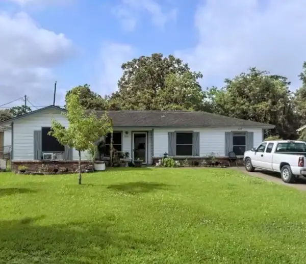 9314 Oak Knoll Lane, Houston, TX 77078