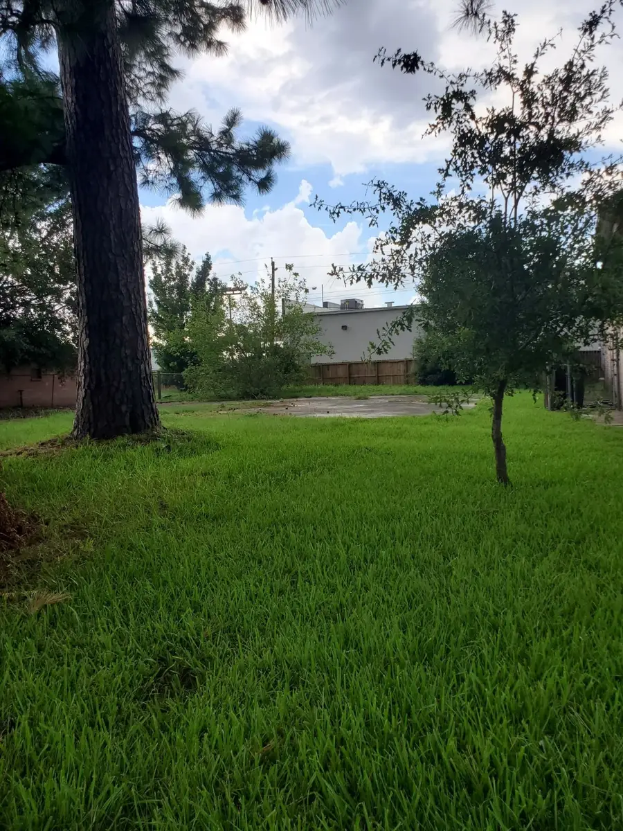 5611 Yorkwood Street, Houston, TX 77016 - Image #2