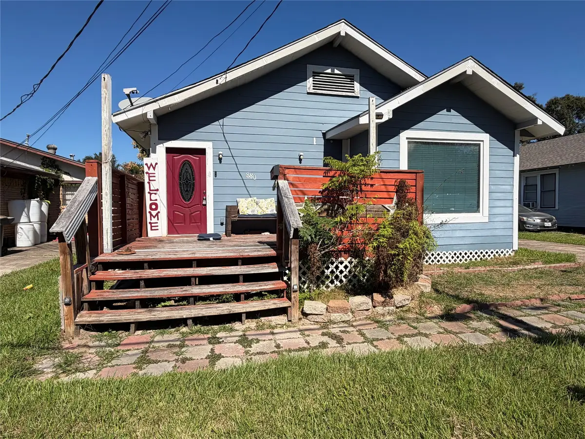 880 Prairie Street, Beaumont, TX 77701 - #1