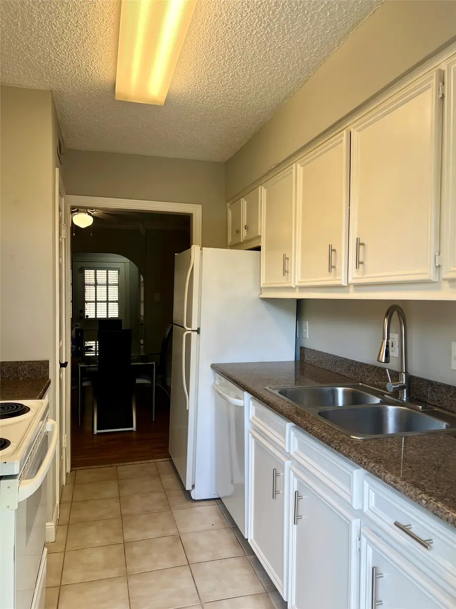 8299 Kingsbrook Road #180, Houston, TX 77024 - #3