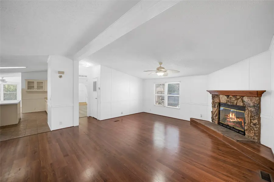 3614 College Street, Damon, TX 77430 - #2