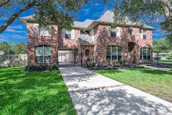 1302 Lake Grayson Drive, Katy, TX 77494