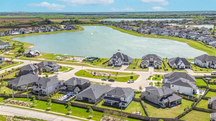 1612 Dayton Ridge Circle, Friendswood, TX 77546 - #2