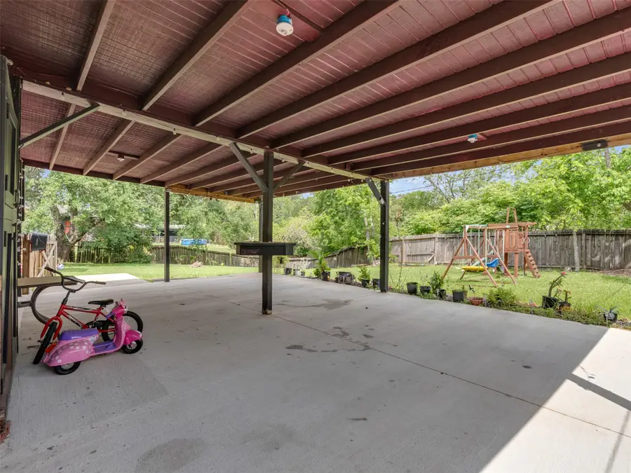 7923 Glenview Drive, Houston, TX 77061 - #2