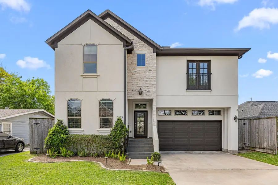 5119 Locust Street, Bellaire, TX 77401 - #3