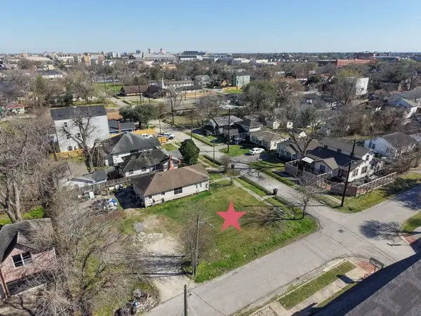 3241 Simmons Street, Houston, TX 77004