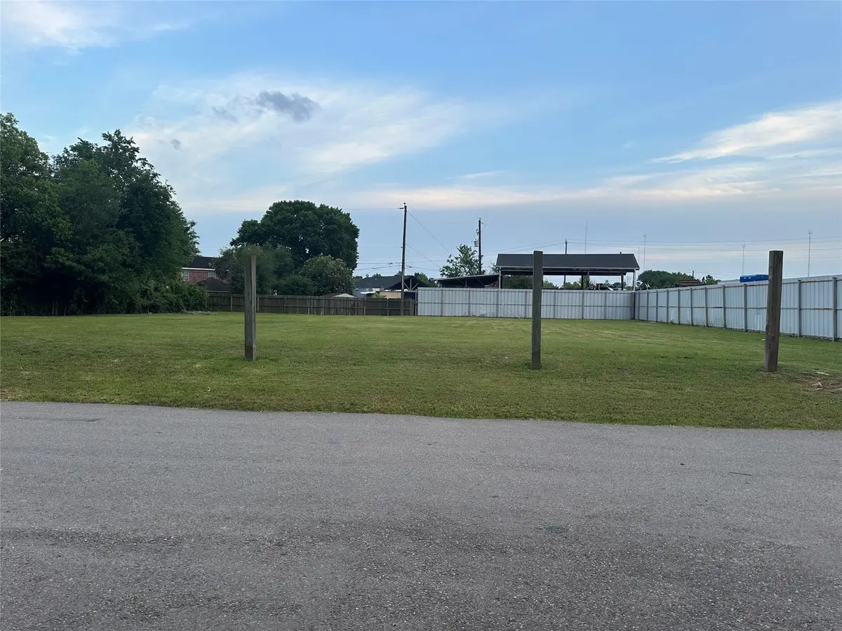 6721 Whitton Drive, Houston, TX 77085 - #1