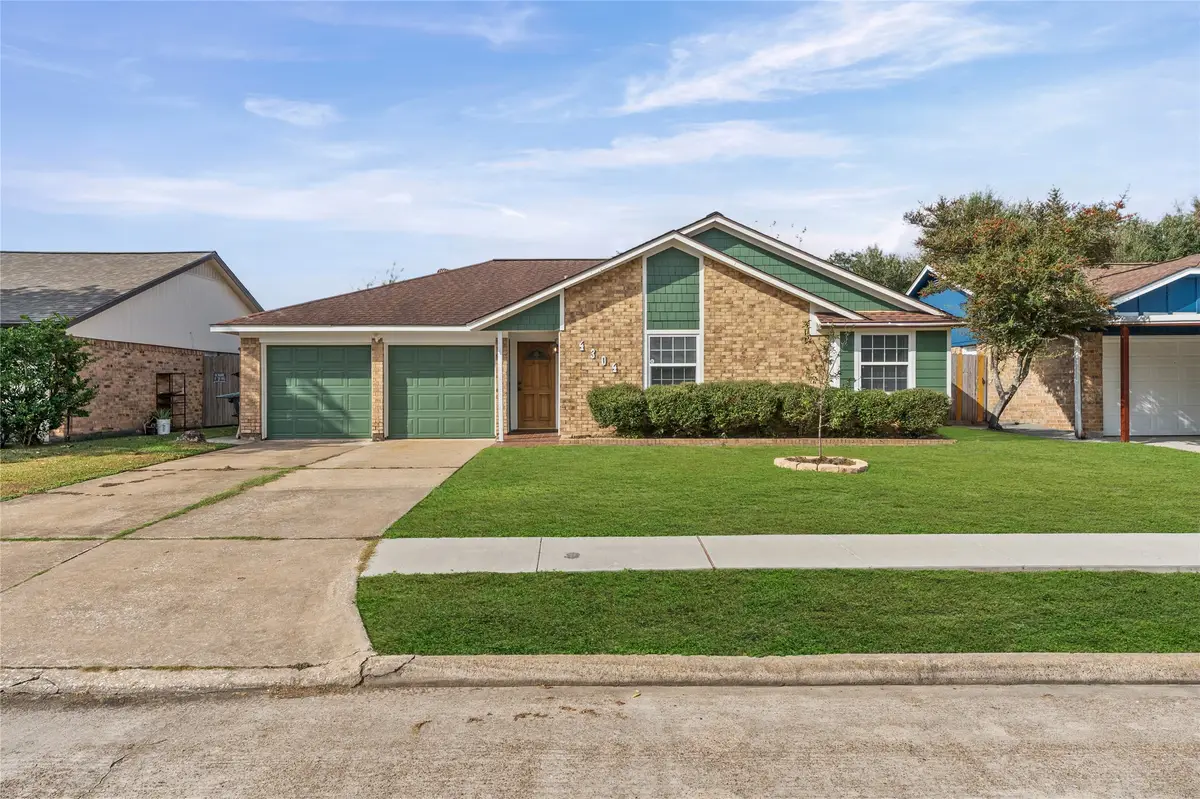 4304 Fairway Street, Pasadena, TX 77505 - Image #1