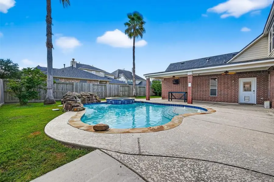 9223 Gauguin Lane, Missouri City, TX 77459 - Image #2