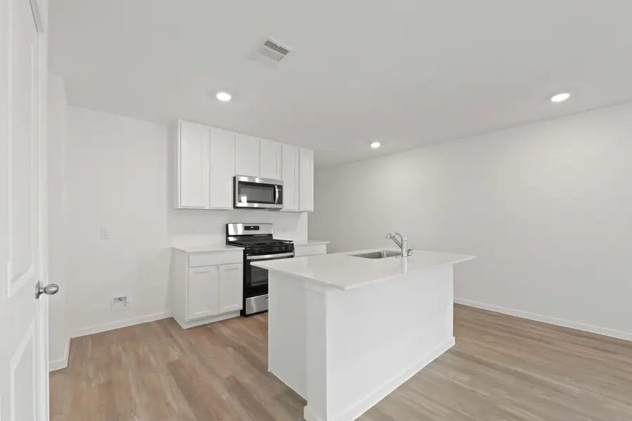 941 Sutherland Falls Street, Conroe, TX 77303 - Image #2