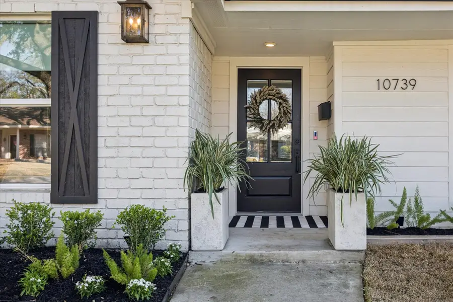 10739 Longmont Drive, Houston, TX 77042 - #2