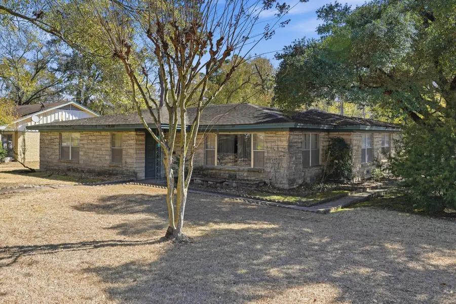 605 Hilliard Street, Conroe, TX 77301 - #3