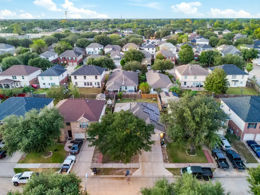5914 Stirring Winds Lane, Houston, TX 77086 - Image #2