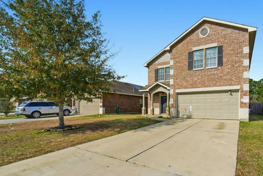 12830 Spruce Circle, Tomball, TX 77375 - Image #1