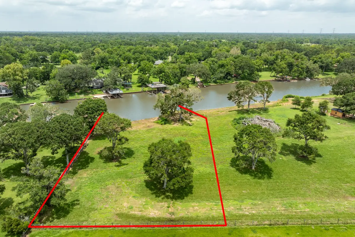 4 County Road 344, Sweeny, TX 77480 - Image #1